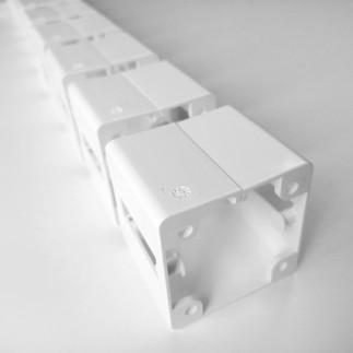 КАНАЛ ДЛЯ ПРОВОДОВ К-740-Б (МОД.2) БЕЛЫЙ КВАДРАТНЫЙ БЕЗ МЕТАЛЛИЧЕСКОГО ОСНОВАНИЯ 5